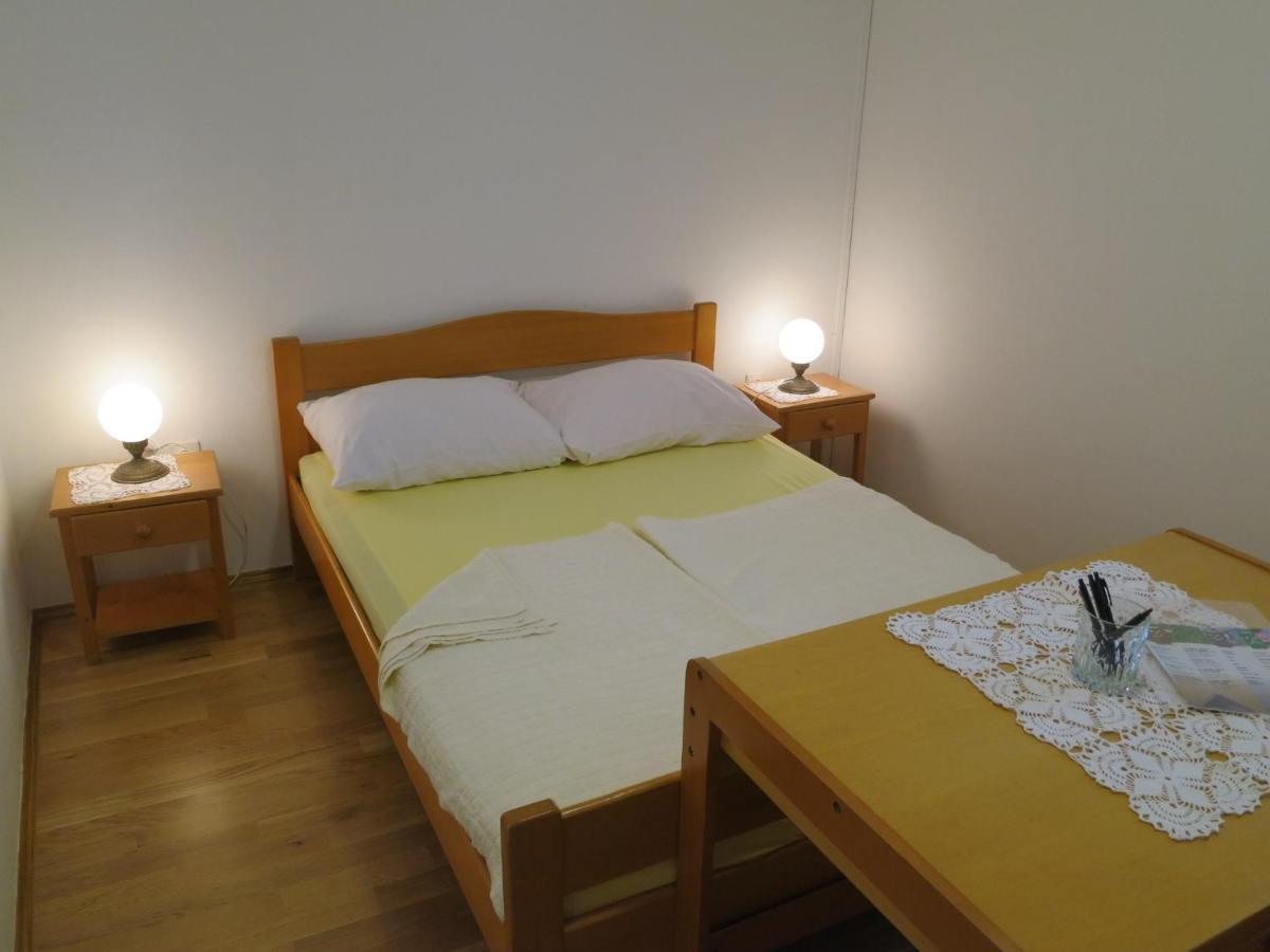 Apartment Prpic Malinska Værelse billede
